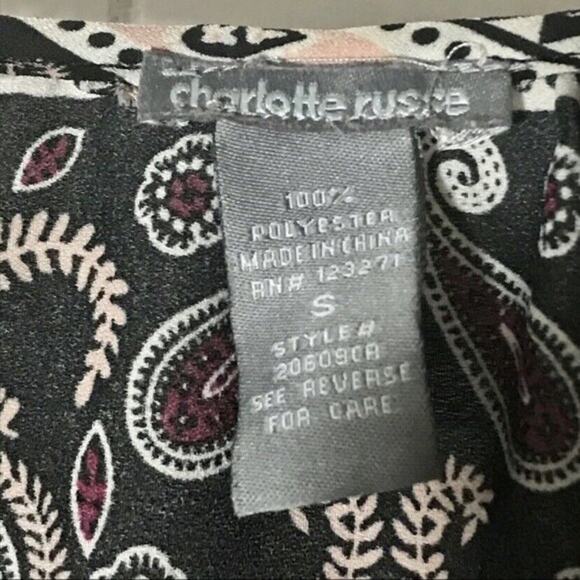 Charlotte Russe Long Sleeve Paisley Boho Top - Picture 4 of 9